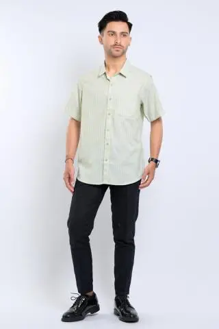 Hassenda Kemeja Pria Pendek Edison Tea Green