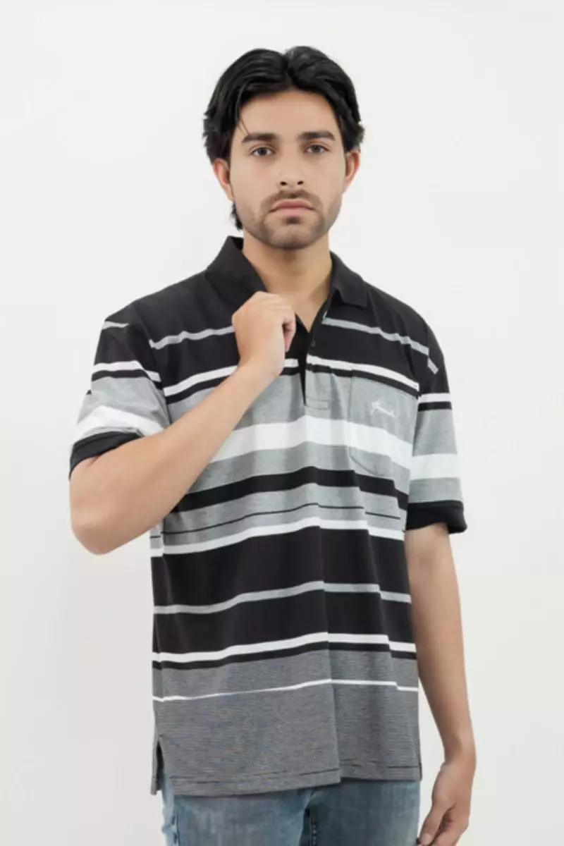 Hassenda Man Kaos Polo Motif Salur Pria Katun Midnight Black