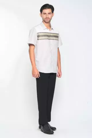 Hassenda Kemeja Pria Motif Arish Coklat